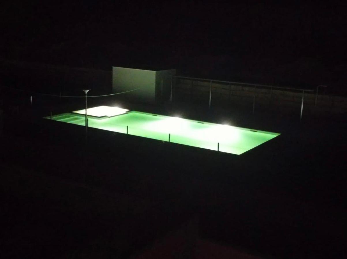 Precioso Piso Monzon Terraza, Parking,Piscina,Zona De Juegos 蒙松 外观 照片